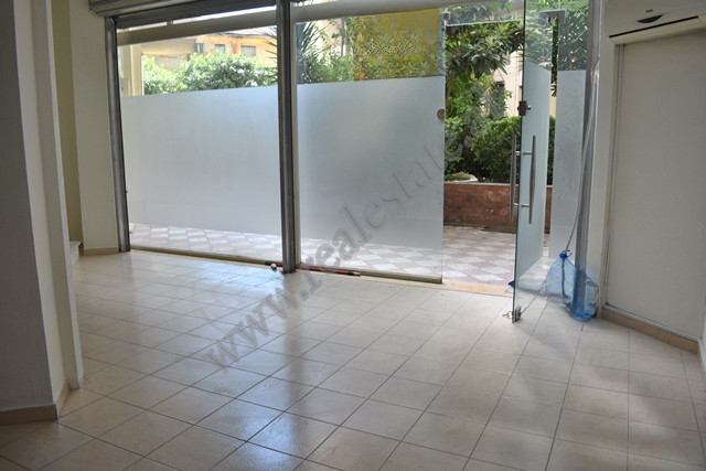 Dupleks me qira prane zones se Pazarit te Ri ne Tirane